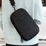 کیف Levelo Soho Leather Sling Bag | کیف کراس‌بادی چرمی لوکس مردانه و زنانه مدل LVLSSBBK